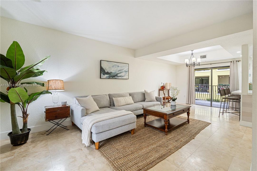 Recently Sold: $949,000 (3 beds, 2 baths, 1425 Square Feet)