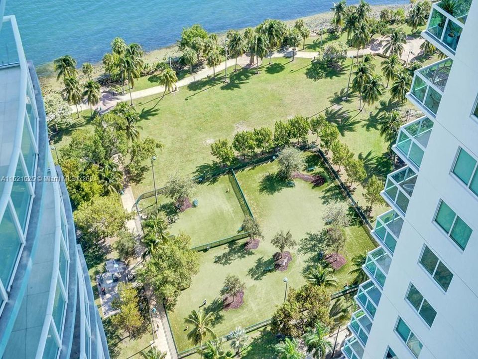 Recently Rented: $2,600 (1 beds, 1 baths, 651 Square Feet)