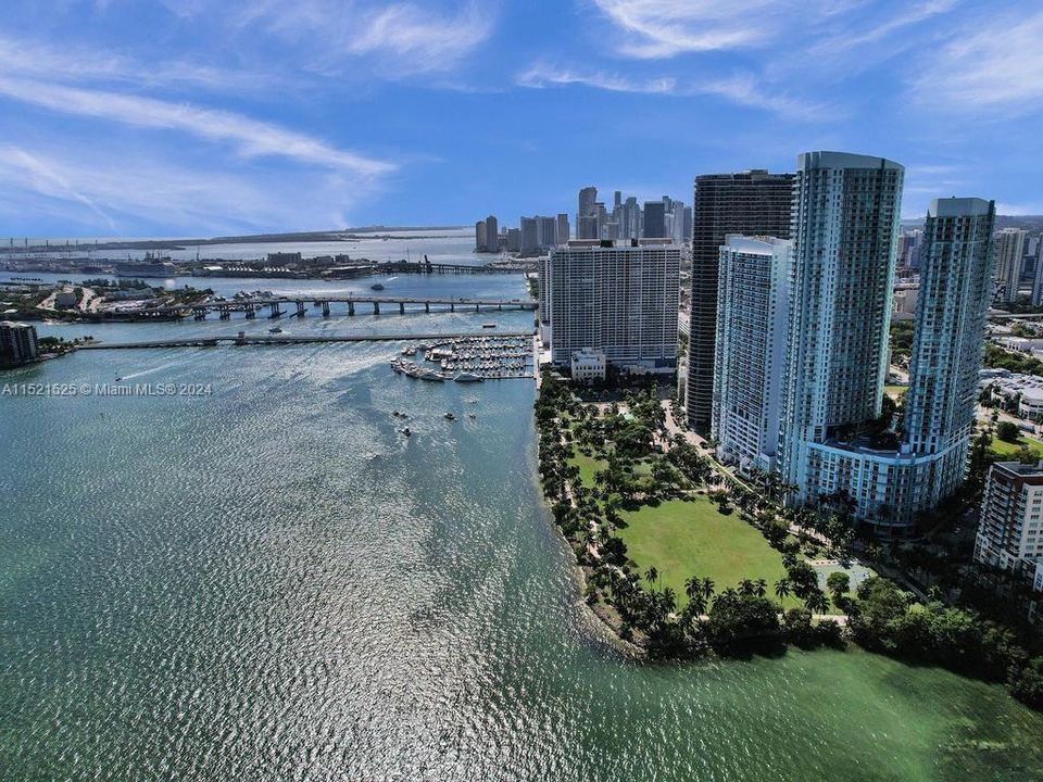 Recently Rented: $2,600 (1 beds, 1 baths, 651 Square Feet)