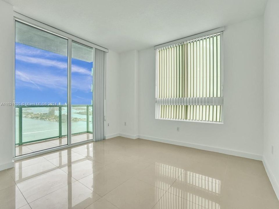 Recently Rented: $2,600 (1 beds, 1 baths, 651 Square Feet)