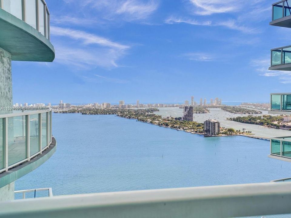 Recently Rented: $2,600 (1 beds, 1 baths, 651 Square Feet)