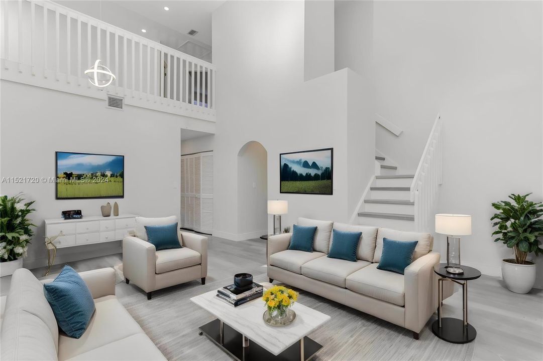 最近售出: $649,999 (4 贝兹, 2 浴室, 1819 平方英尺)