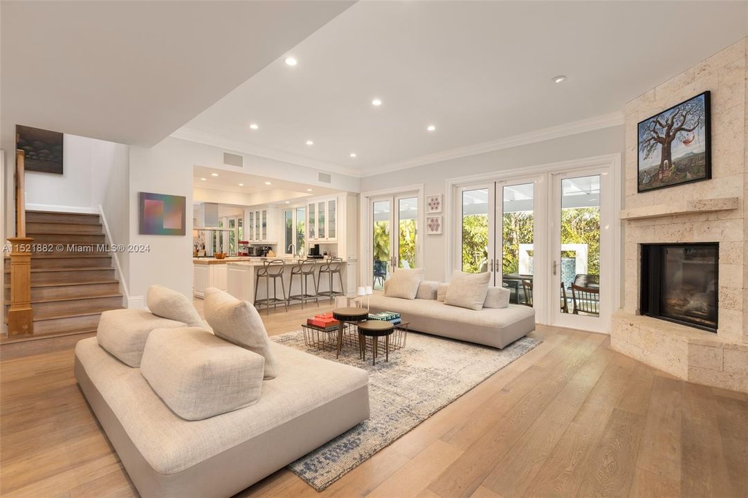 Recently Sold: $5,200,000 (4 beds, 4 baths, 4439 Square Feet)