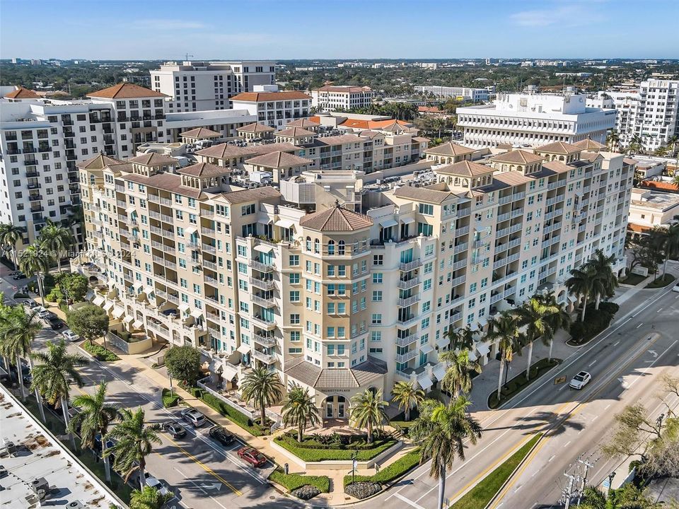 Recently Sold: $1,299,000 (2 beds, 2 baths, 1816 Square Feet)