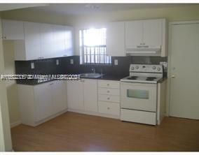 Vendido Recientemente: $189,000 (2 camas, 1 baños, 1075 Pies cuadrados)