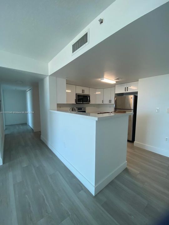 Recently Rented: $3,150 (2 beds, 2 baths, 1113 Square Feet)