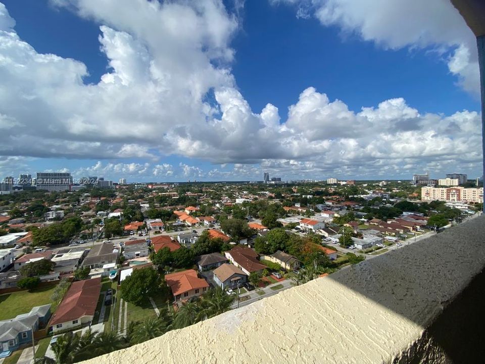 Recently Rented: $3,150 (2 beds, 2 baths, 1113 Square Feet)