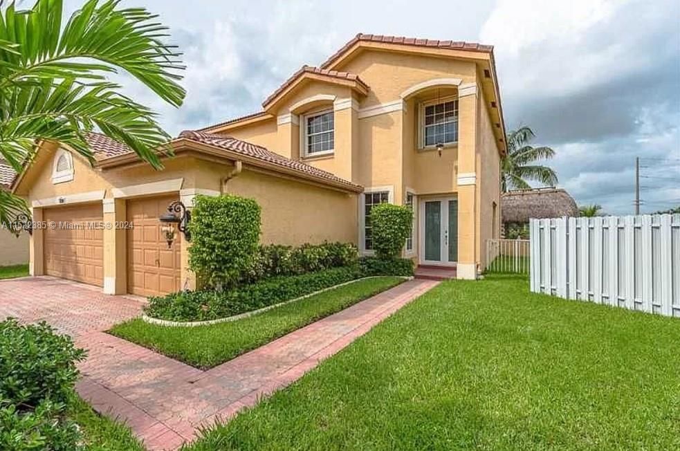 Active With Contract: $5,500 (5 beds, 3 baths, 3034 Square Feet)