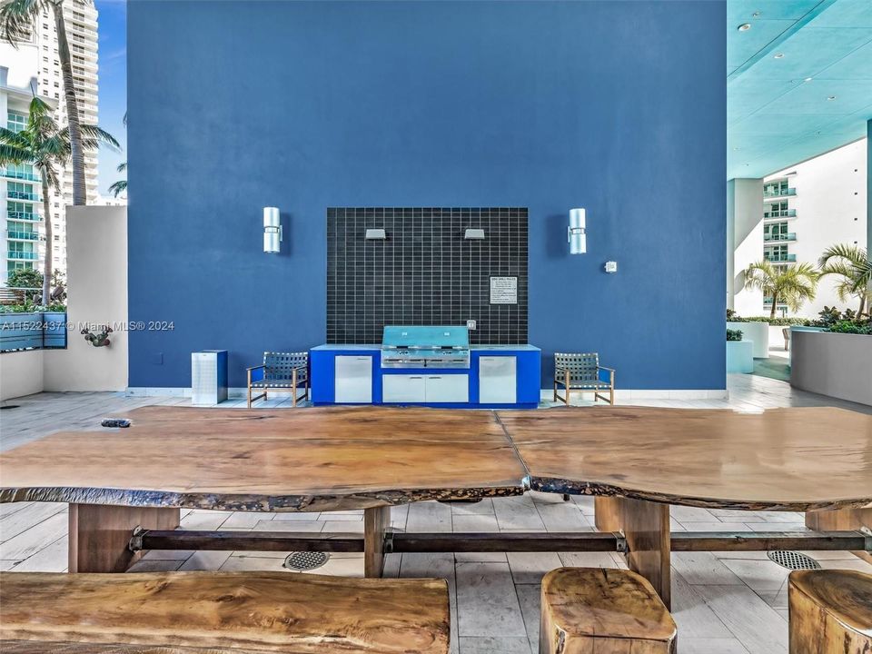 Недавно арендовано: $5,400 (2 спален, 2 ванн, 969 Квадратных фут)