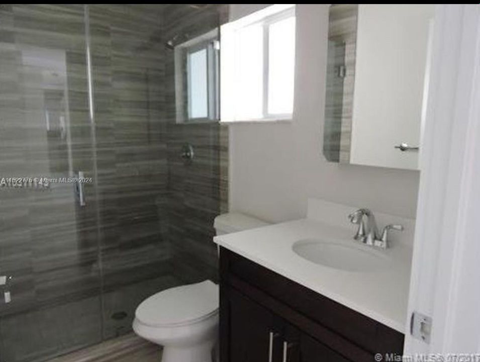 Recently Rented: $3,500 (3 beds, 2 baths, 2524 Square Feet)