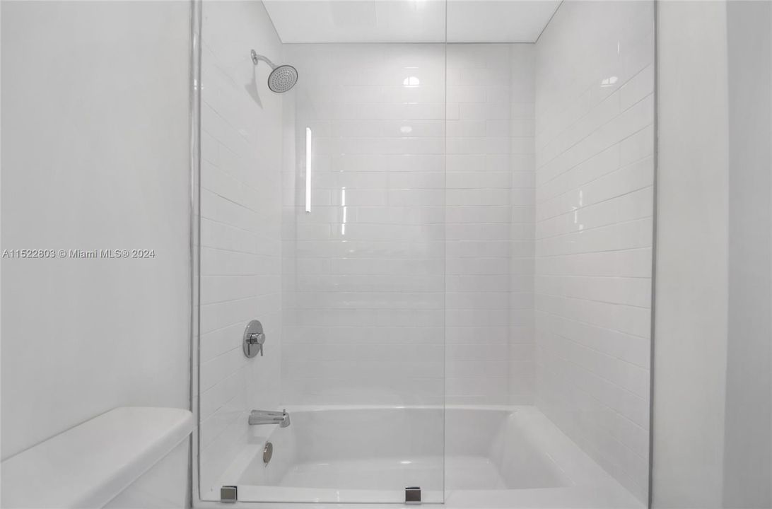最近租的: $1,800 (0 贝兹, 1 浴室, 455 平方英尺)
