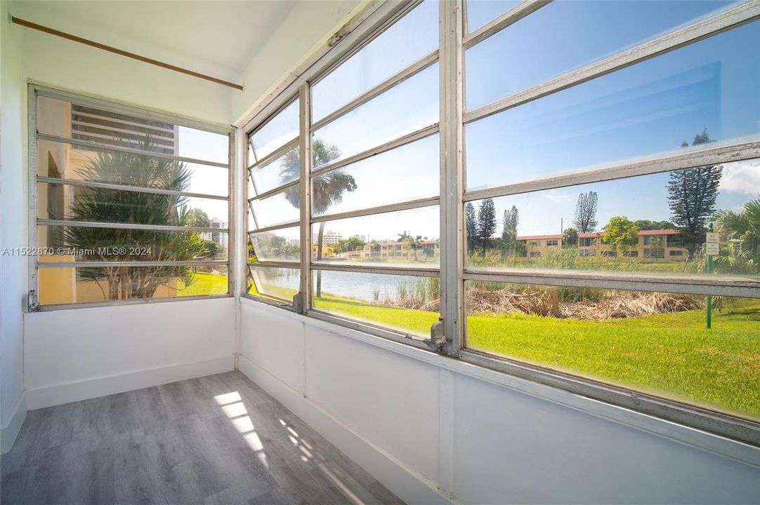 Recently Rented: $1,950 (1 beds, 1 baths, 850 Square Feet)