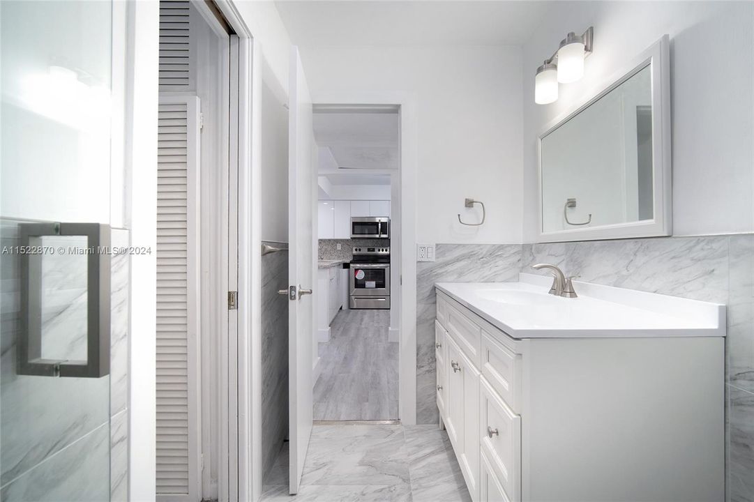 Recently Rented: $1,950 (1 beds, 1 baths, 850 Square Feet)