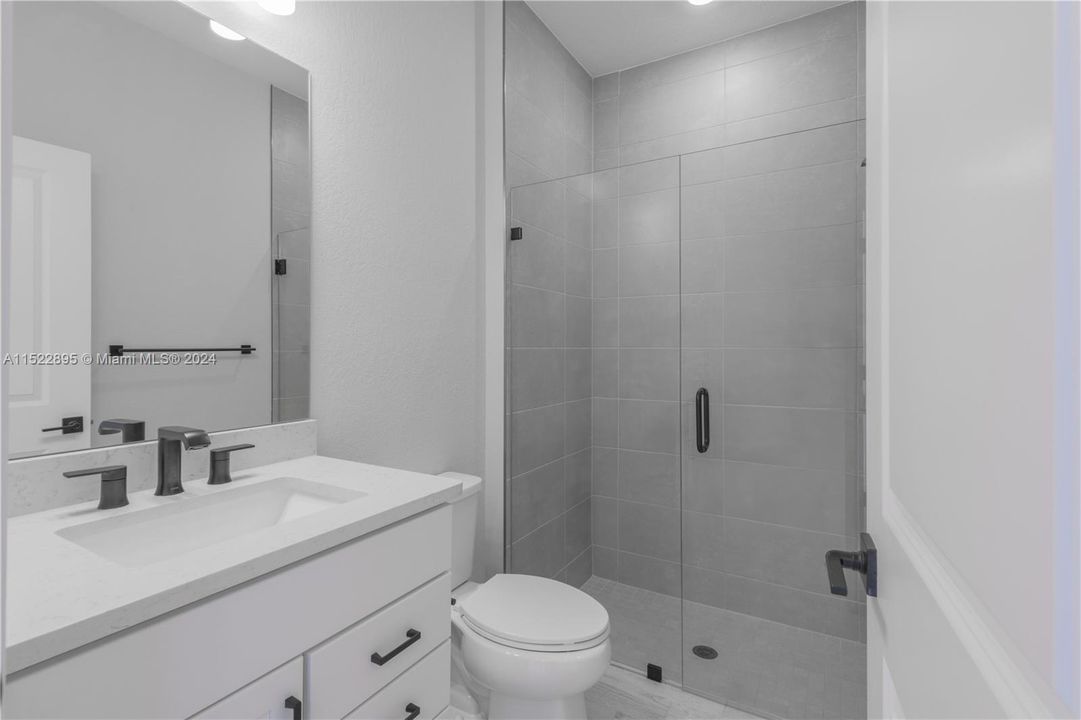 Recientemente alquilado: $3,500 (5 camas, 4 baños, 2894 Pies cuadrados)