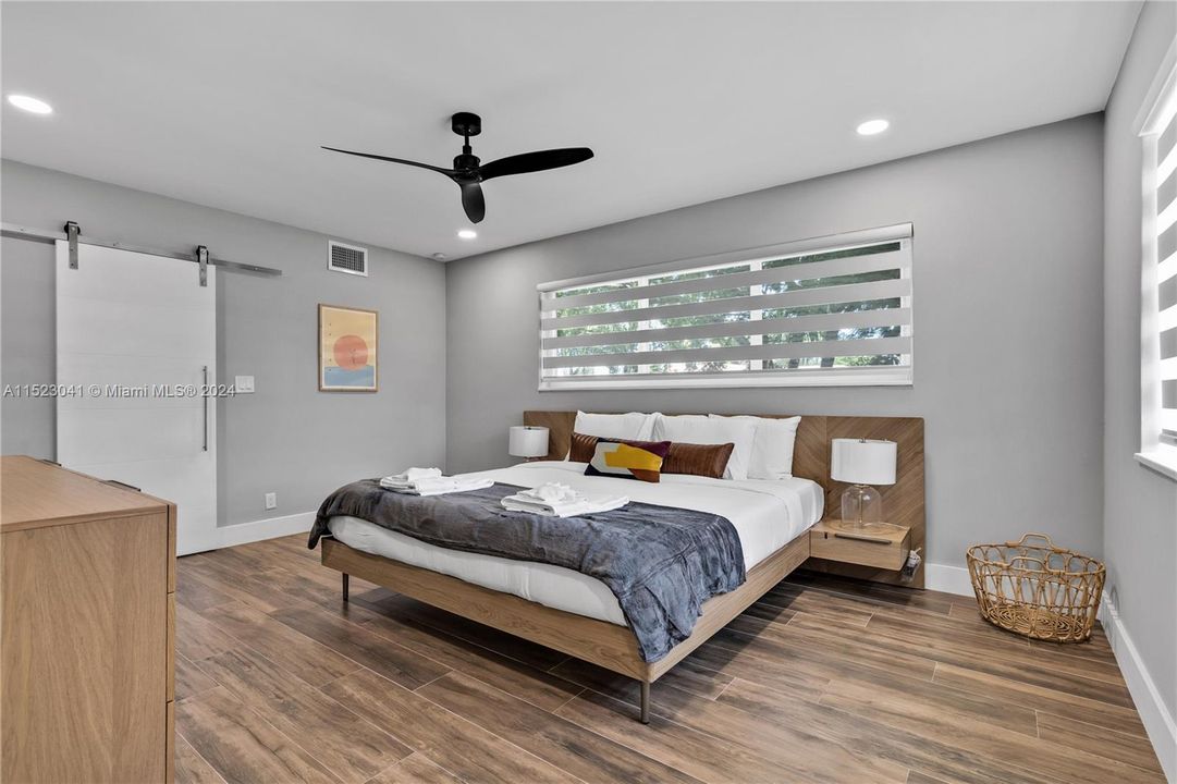 Active With Contract: $1,179,000 (4 beds, 3 baths, 2100 Square Feet)