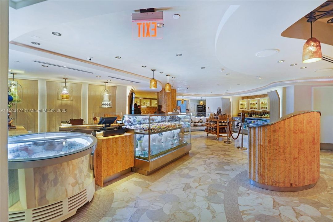 For Sale: $1,749,000 (1 beds, 1 baths, 958 Square Feet)