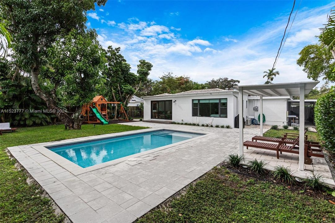 Active With Contract: $1,495,000 (4 beds, 3 baths, 2229 Square Feet)
