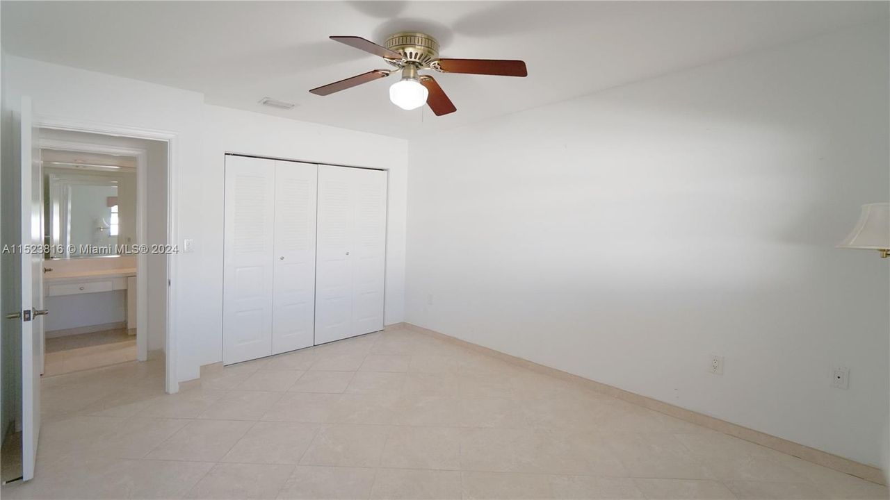 Recently Rented: $3,500 (3 beds, 2 baths, 1514 Square Feet)