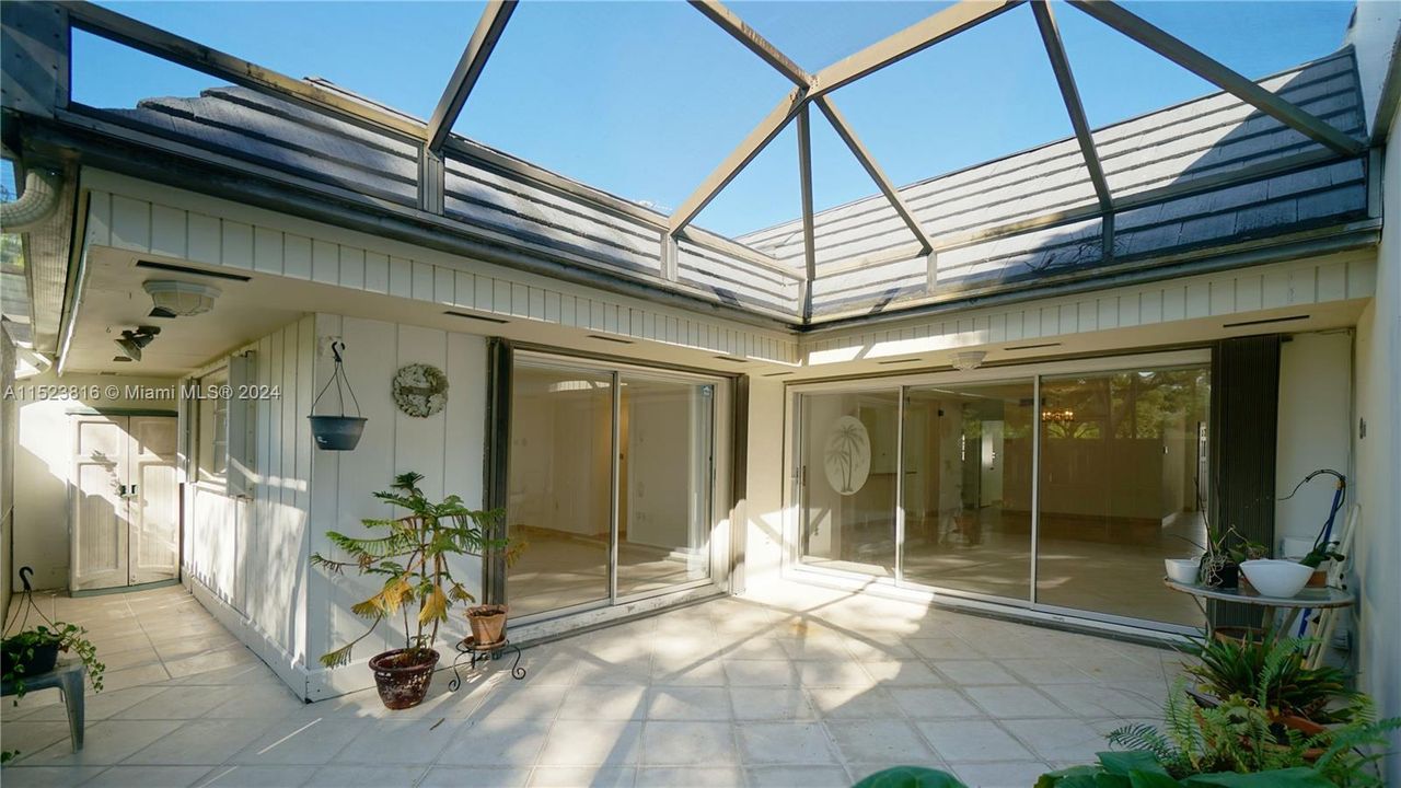 Recently Rented: $3,500 (3 beds, 2 baths, 1514 Square Feet)