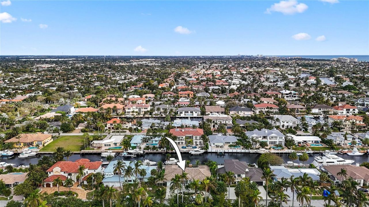 Recently Sold: $3,650,000 (3 beds, 4 baths, 2894 Square Feet)