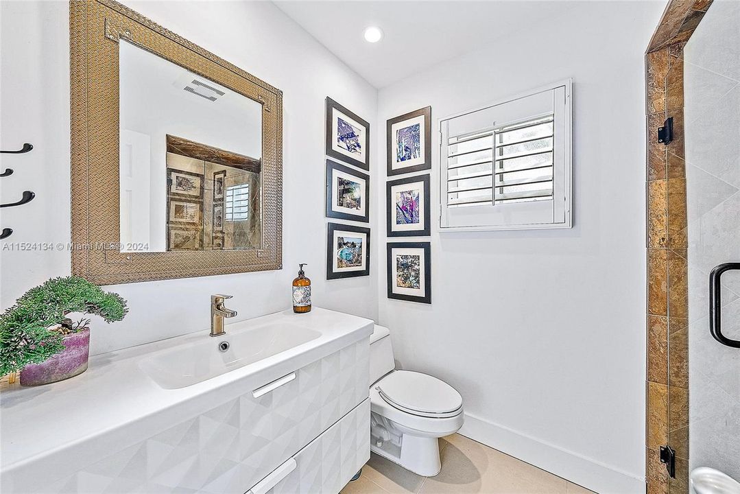 Recently Sold: $1,895,000 (3 beds, 4 baths, 2801 Square Feet)