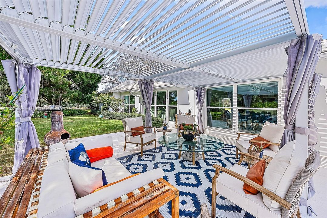 Recently Sold: $1,895,000 (3 beds, 4 baths, 2801 Square Feet)