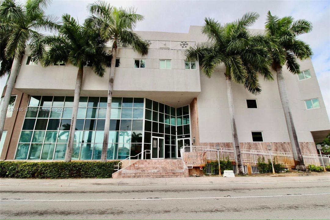 Recently Rented: $2,750 (0 beds, 0 baths, 0 Square Feet)