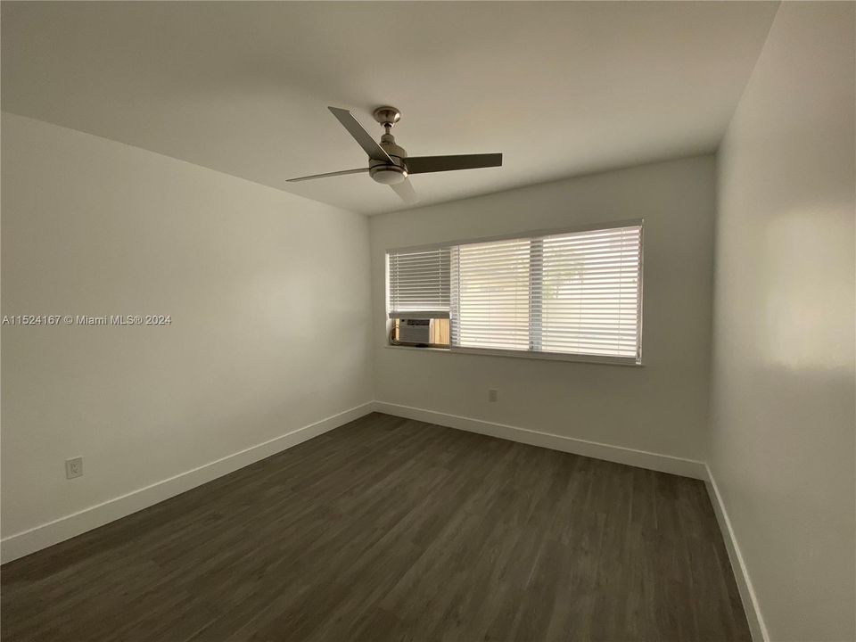 最近租的: $2,200 (1 贝兹, 1 浴室, 600 平方英尺)