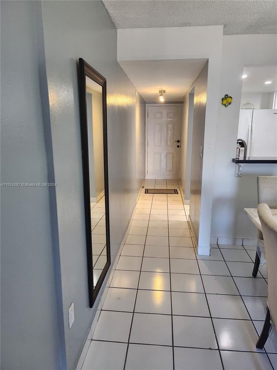 Recently Sold: $325,000 (2 beds, 2 baths, 1045 Square Feet)