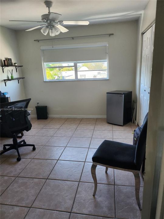 Recently Sold: $325,000 (2 beds, 2 baths, 1045 Square Feet)