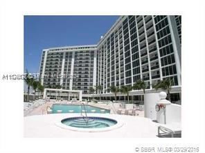 Active With Contract: $895,000 (1 beds, 1 baths, 896 Square Feet)