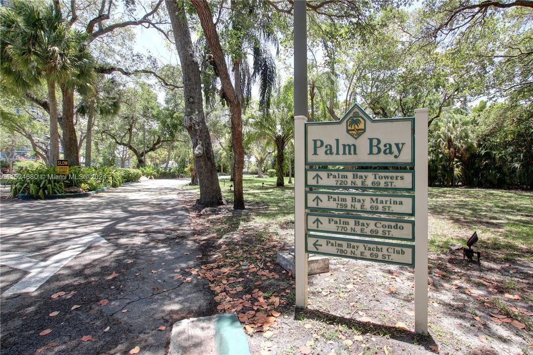 Recently Rented: $5,200 (2 beds, 2 baths, 2957 Square Feet)