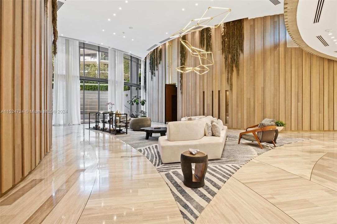 Recently Rented: $23,500 (3 beds, 3 baths, 2532 Square Feet)