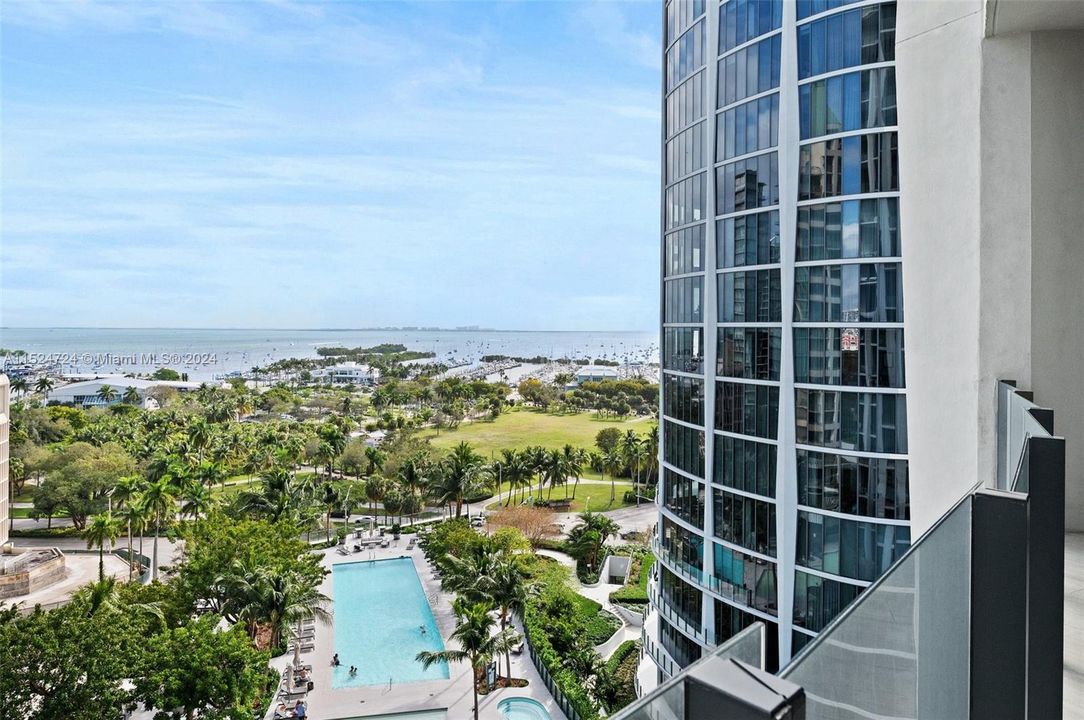 Recently Rented: $23,500 (3 beds, 3 baths, 2532 Square Feet)