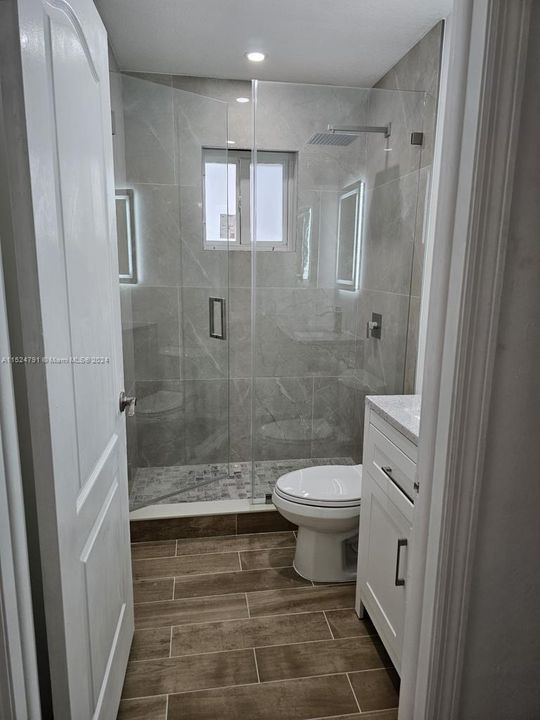 最近租的: $3,600 (3 贝兹, 2 浴室, 1539 平方英尺)