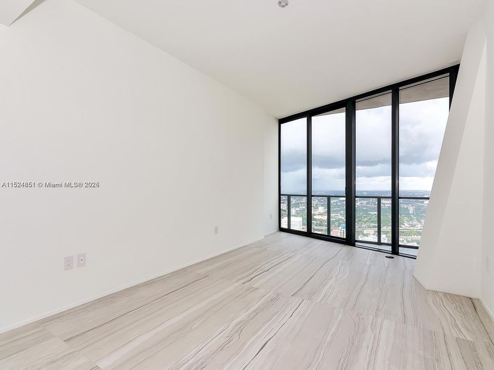 Recently Rented: $35,500 (4 beds, 5 baths, 4755 Square Feet)