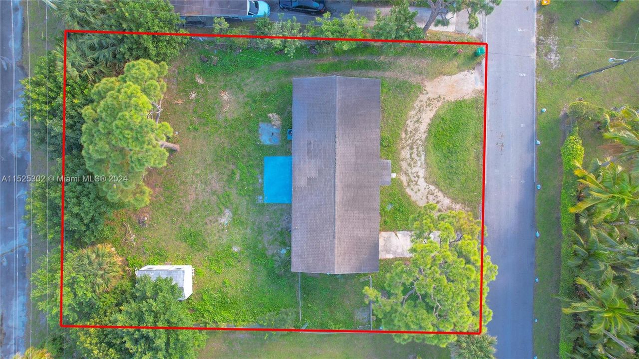 Vendido Recientemente: $439,900 (4 camas, 2 baños, 1516 Pies cuadrados)