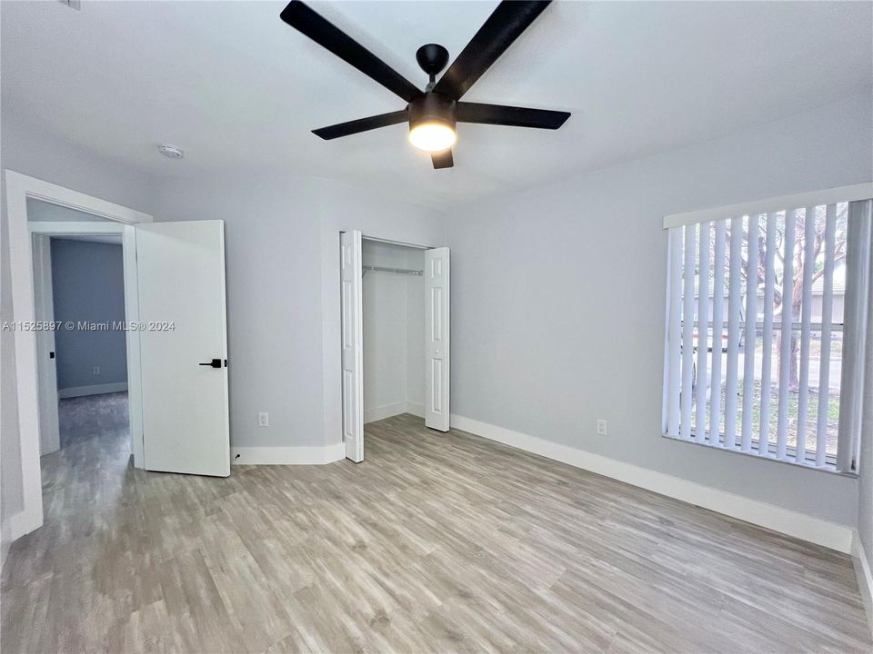 Recently Sold: $569,000 (4 beds, 2 baths, 1628 Square Feet)