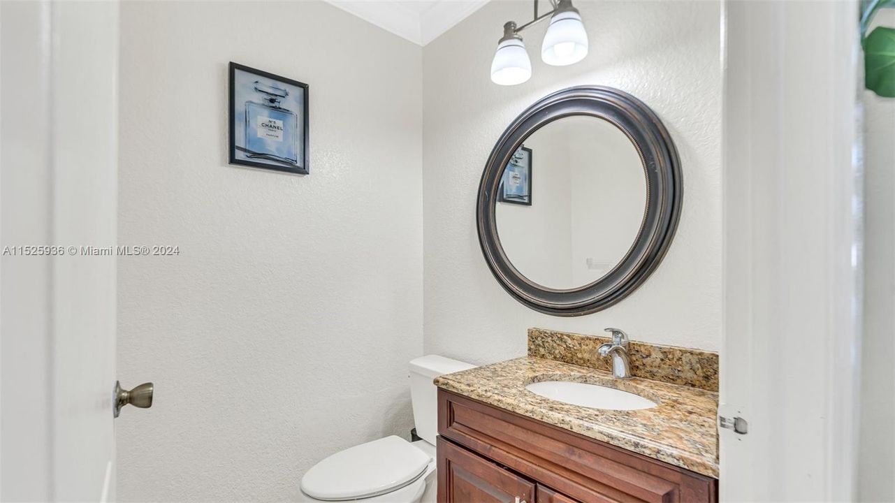 Recently Sold: $699,999 (3 beds, 2 baths, 2084 Square Feet)