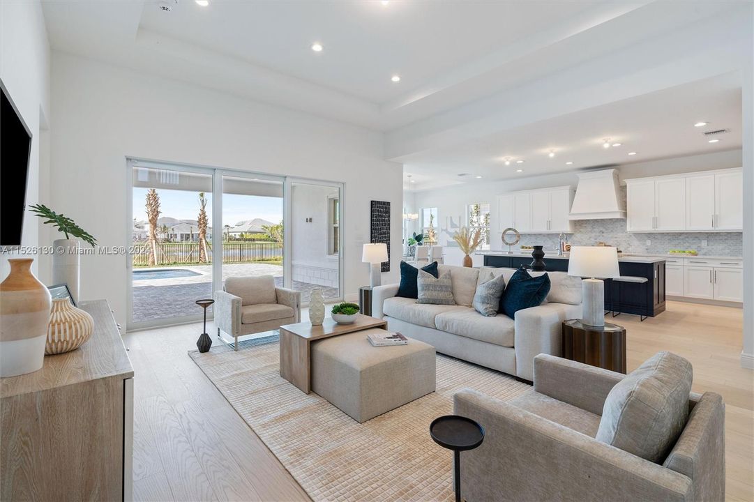 Recently Sold: $1,695,000 (5 beds, 3 baths, 3993 Square Feet)