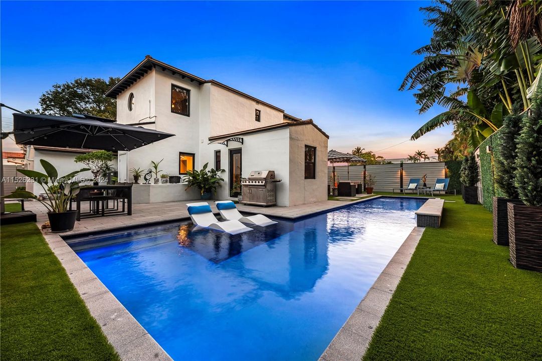 Active With Contract: $2,099,000 (4 beds, 3 baths, 2242 Square Feet)