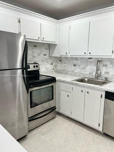 For Sale: $122,000 (1 beds, 1 baths, 720 Square Feet)