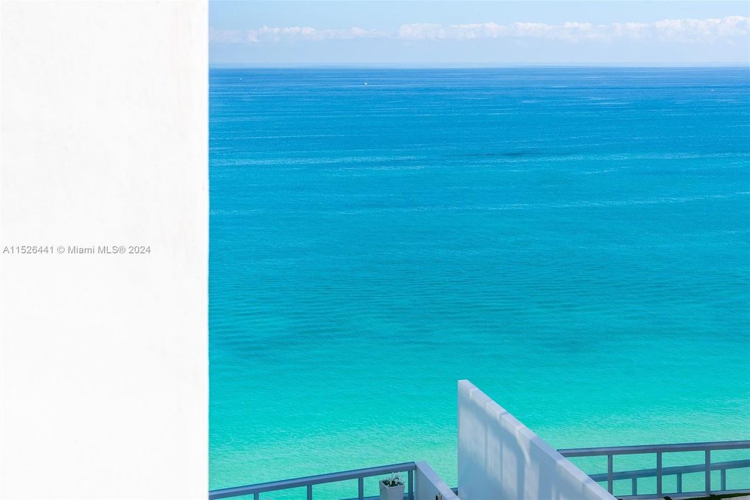 Recently Rented: $11,000 (2 beds, 2 baths, 1375 Square Feet)