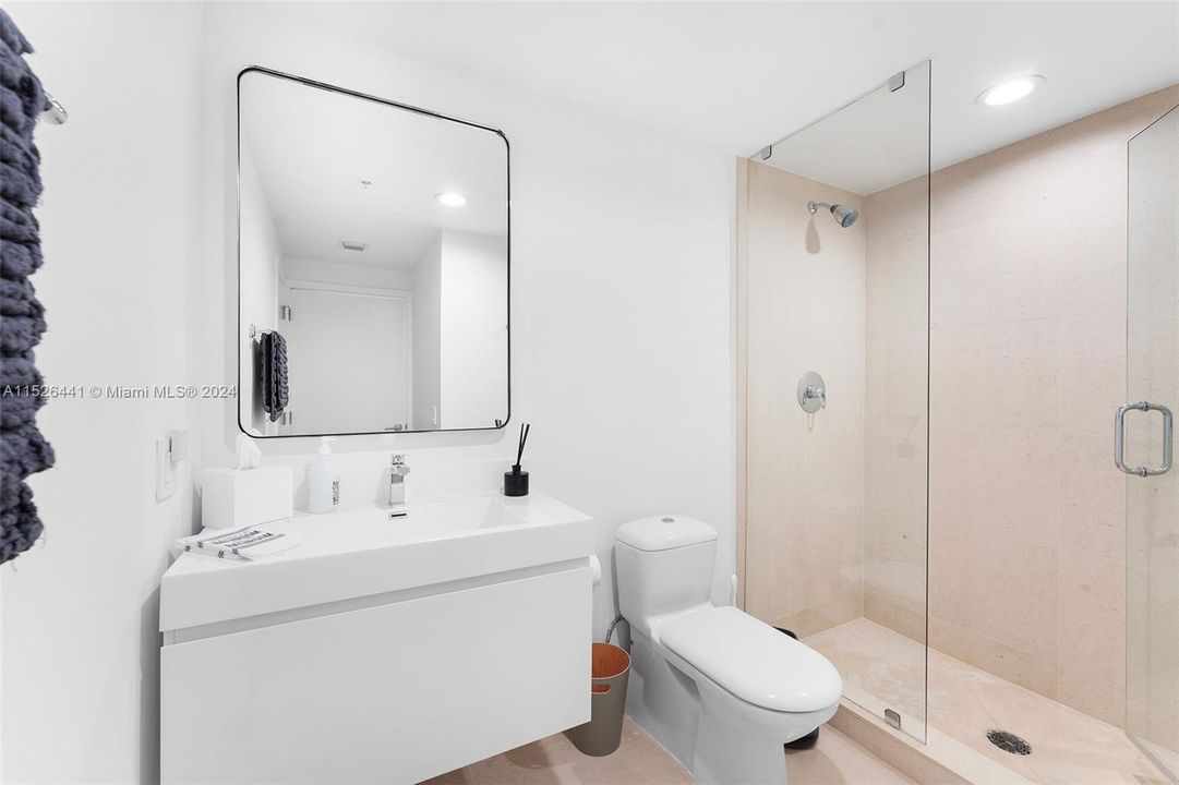 Recently Rented: $11,000 (2 beds, 2 baths, 1375 Square Feet)