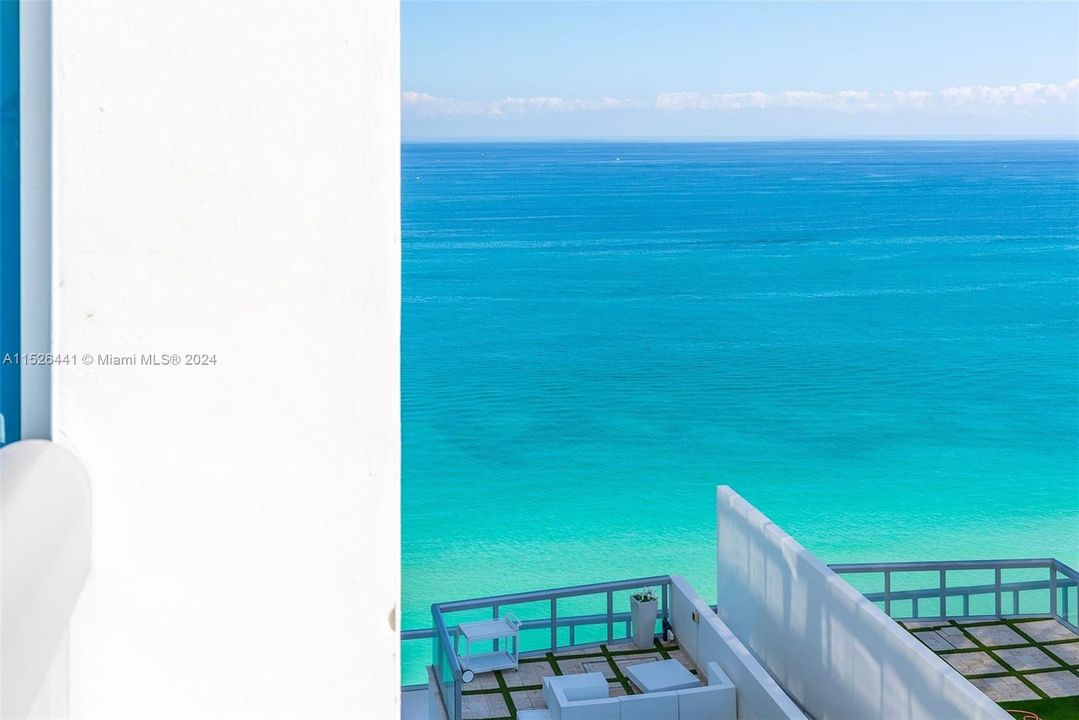 Recently Rented: $11,000 (2 beds, 2 baths, 1375 Square Feet)