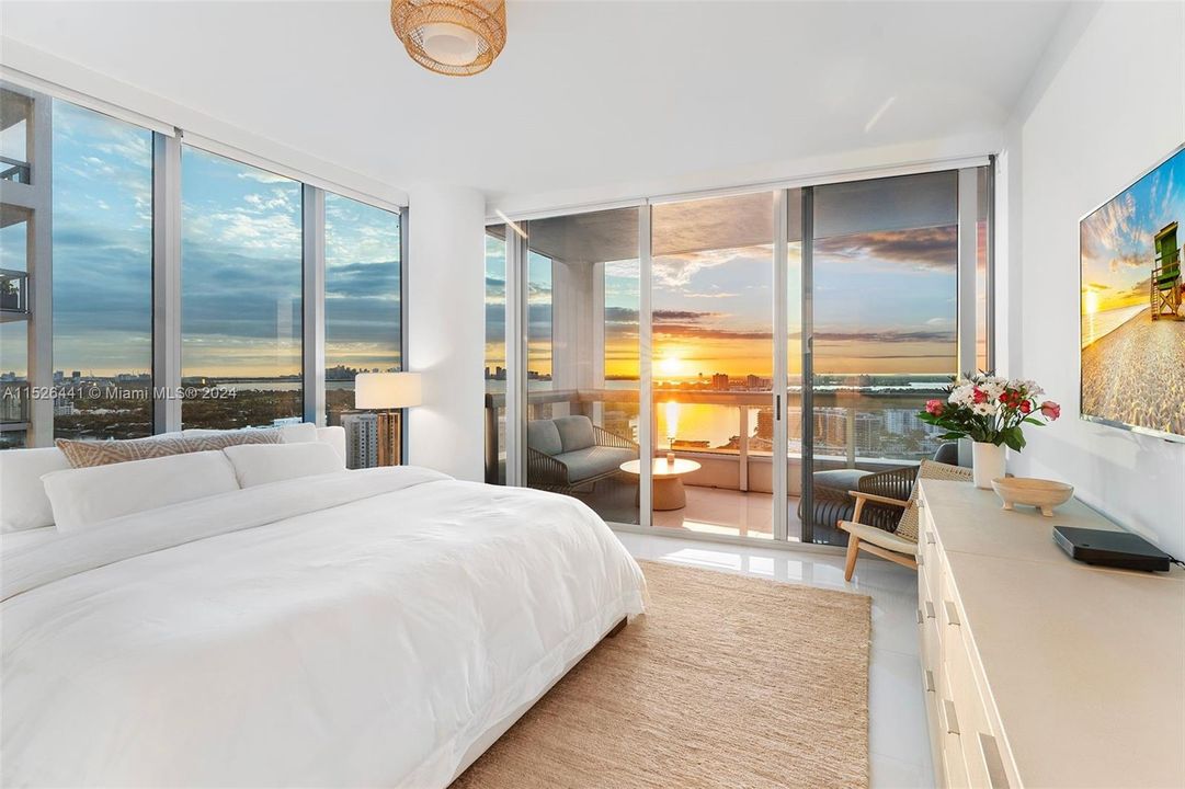 Recently Rented: $11,000 (2 beds, 2 baths, 1375 Square Feet)