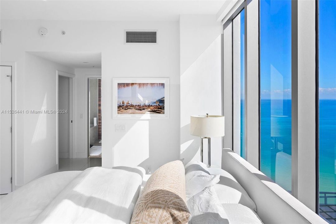 Recently Rented: $11,000 (2 beds, 2 baths, 1375 Square Feet)