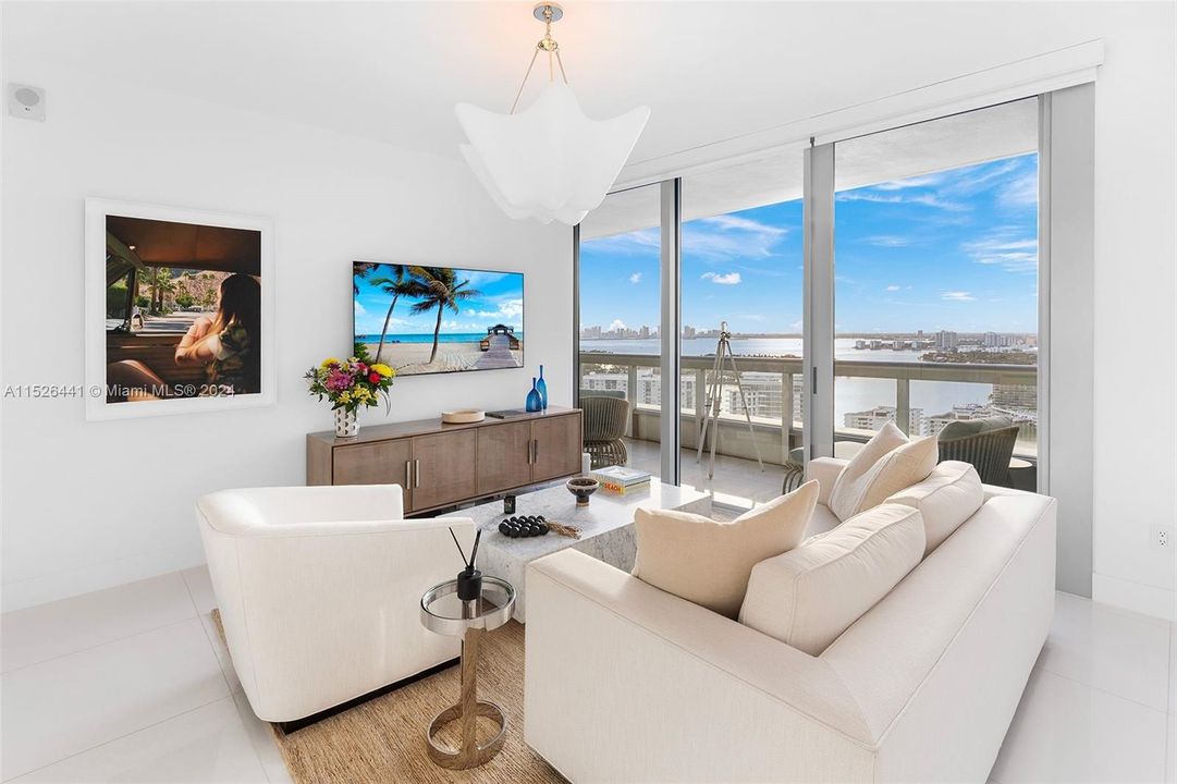 Recently Rented: $11,000 (2 beds, 2 baths, 1375 Square Feet)