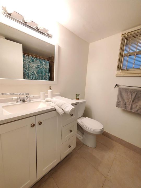 Recently Rented: $2,195 (1 beds, 1 baths, 728 Square Feet)