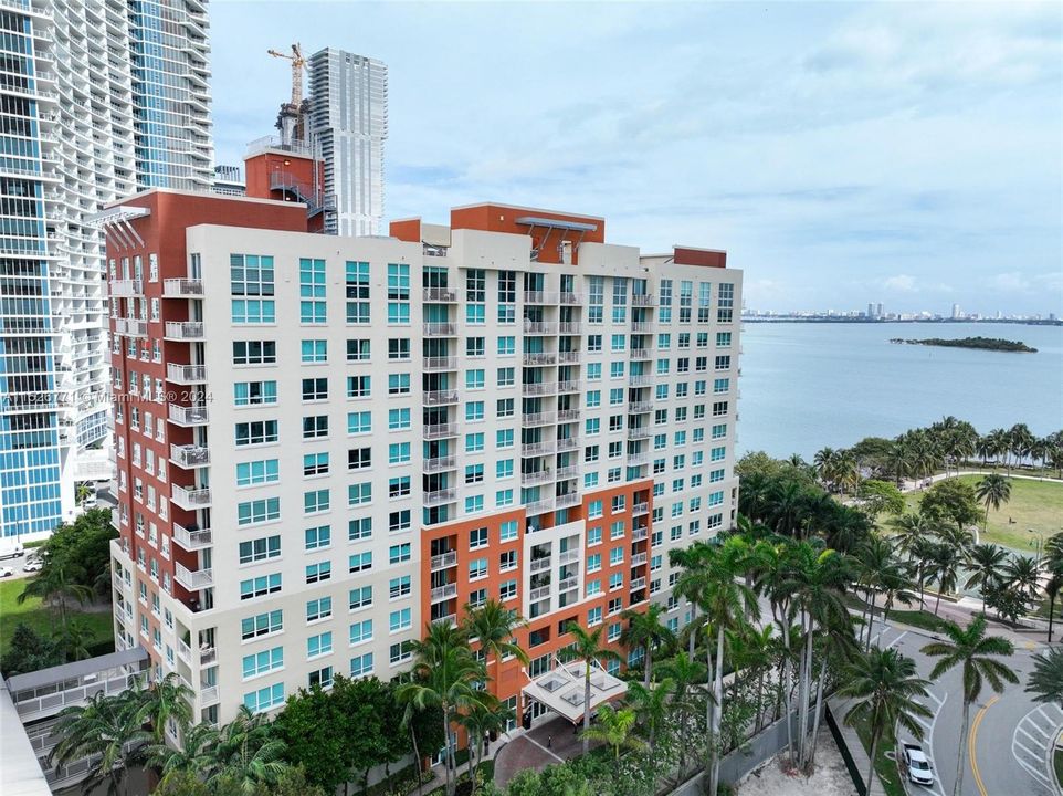 Recently Rented: $3,900 (2 beds, 2 baths, 1104 Square Feet)